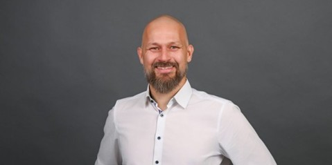 Prof. Gordian  Stapf